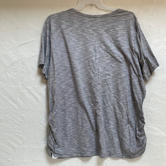 Hanes - ladies tops - Picture 4 of 4